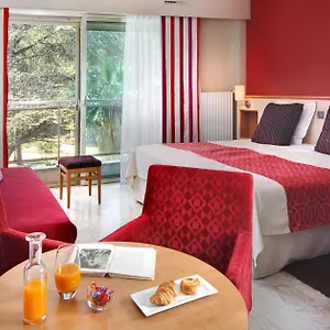 Hotel The Originals Boutique, Les Strelitzias ***